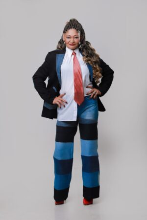 Conjunto patchwork calça e blazer.
